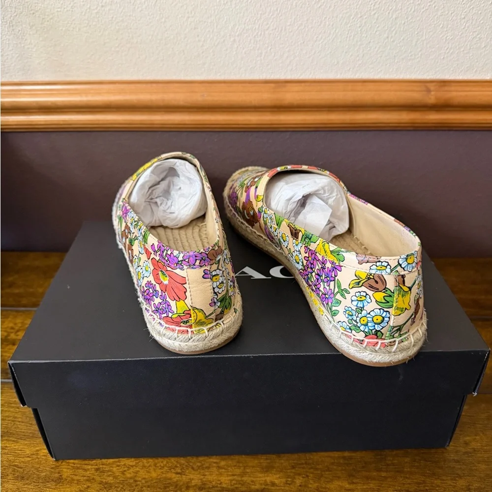 ✨NIB - Coach Women’s Collins Floral Printed Leather Espadrille Flats✨ - Picture 7 of 9